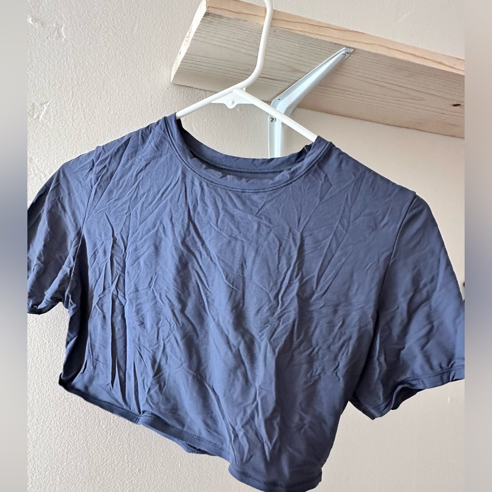 Skims fit everybody croptop tshirt